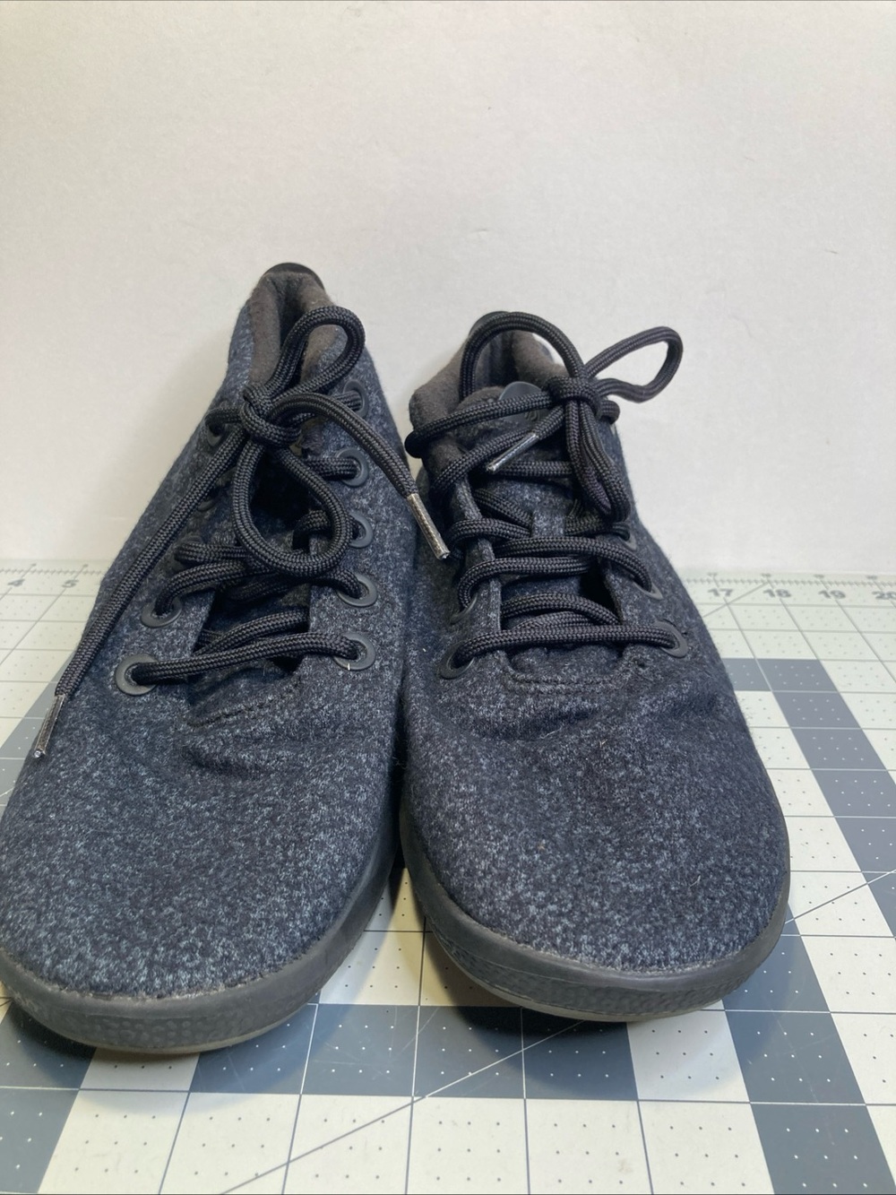 Allbirds Men’s Merino Wool Runners Dark Gray Heathered Size 10 Comfort Outdoors